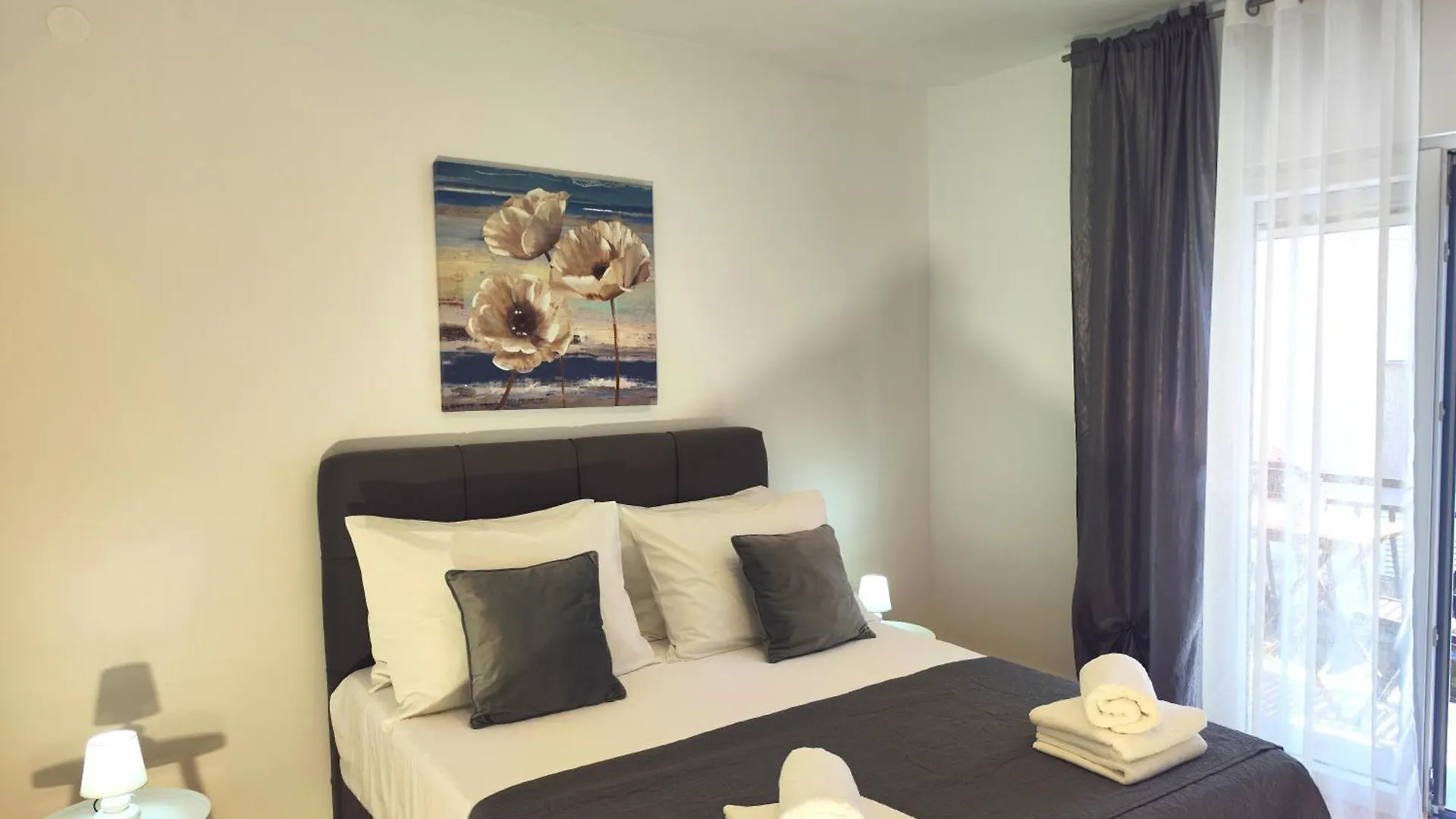 Karmela Apartment - Private Parking Zadar