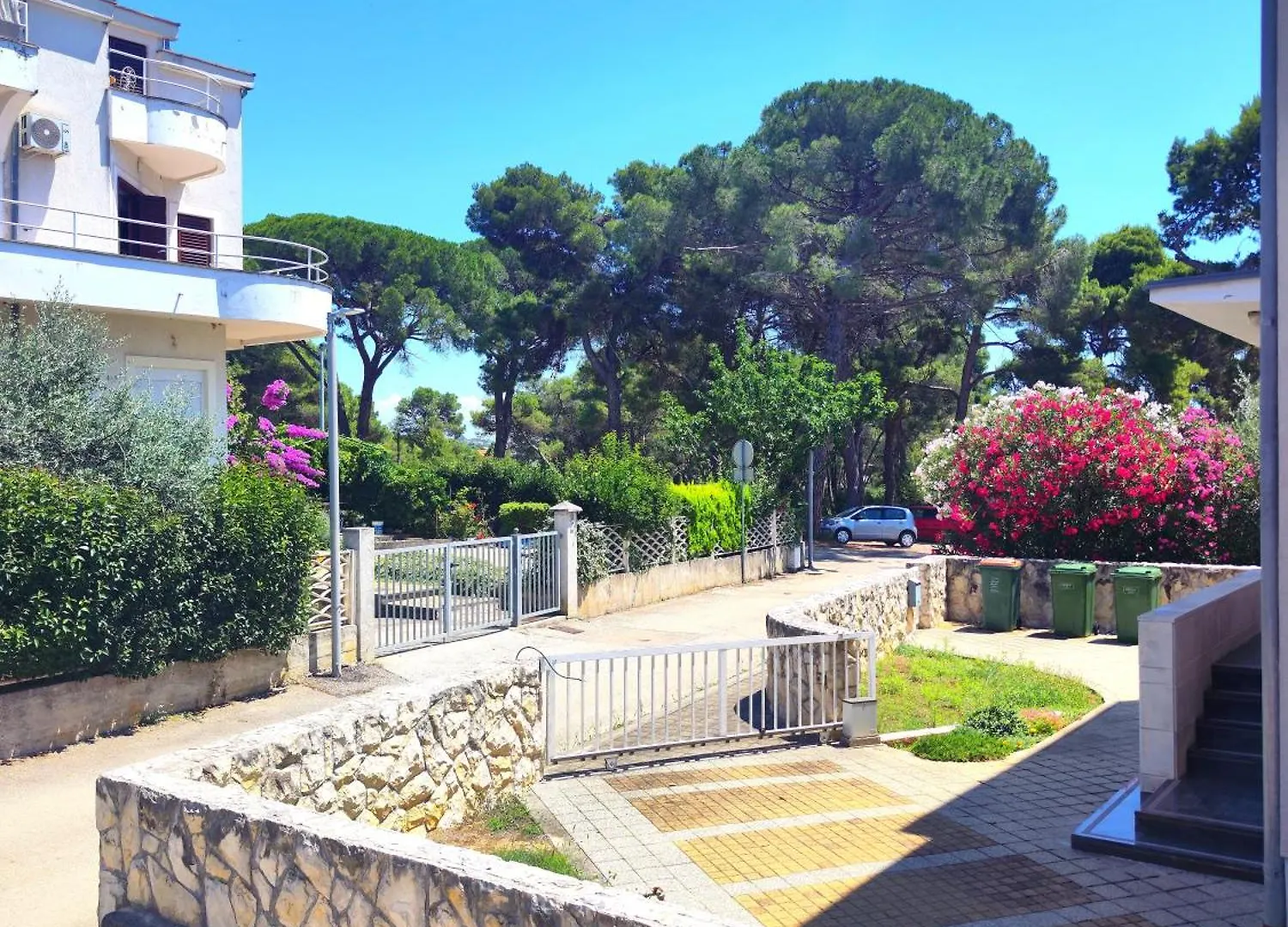 Karmela Apartment - Private Parking Zadar